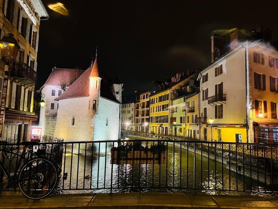 Appartement Moderne Vieille Ville Parking Gratuit Annecy Kültér fotó